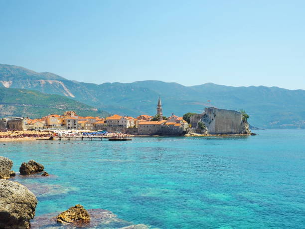 istock Old fort in lagoon. 835423464