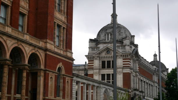 istock Victorian and Edwardian buildings in Brompton, London 835477478