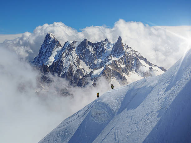 mont black - mountain mountain climbing climbing snow imagens e fotografias de stock