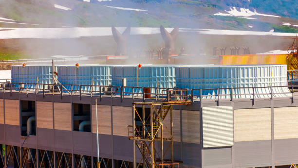 istock Geothermal power plant on the Mutnovsky volcano 835659928