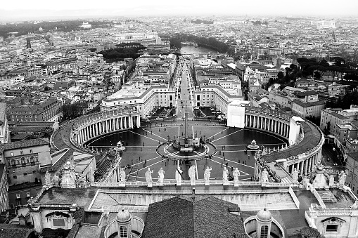 Piazza San Pietro in black&white from above