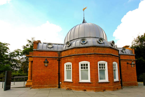 altazimutal pabellón greenwich - royal observatory fotografías e imágenes de stock