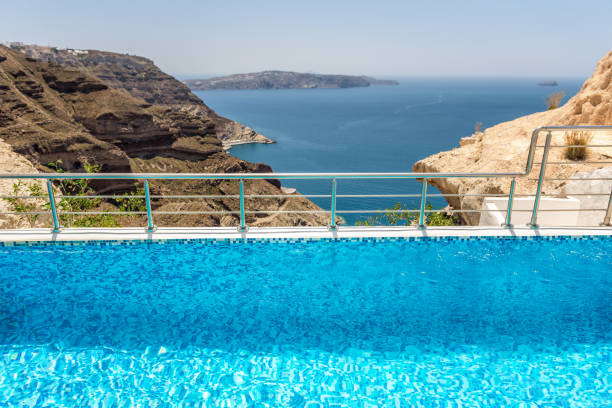 istock Pool & idyllic seascape in Santorini, Greece 835845640