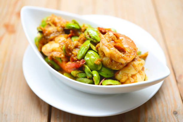 istock Stir-fried Stink Bean with Prawn, Asian Food 835852694