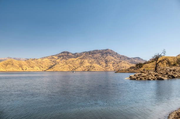 istock Lake Kaweah to Sequoia National Park 835882688