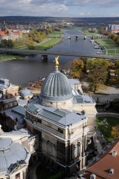 дрезден, германия - elbe fluss стоковые фото и изображения