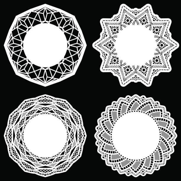 ilustraciones, imágenes clip art, dibujos animados e iconos de stock de conjunto de elementos de diseño, cordón redondo tapetito de papel, servilleta para decorar la torta, plantilla de corte, elemento de felicitación ilustraciones vectoriales - paper lace isolated on red white