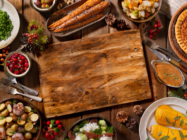 в ожидании праздника турция - thanksgiving turkey dinner dinner party стоковые фото и изображения