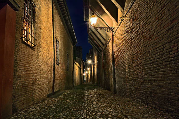 istock Forli, Emilia Romagna, Italy: dark alley in the old town 836018716