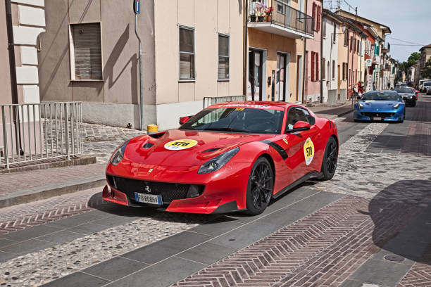 ferrari f12 tdf (2016) in mille miglia 2017 - f12 stock-fotos und bilder