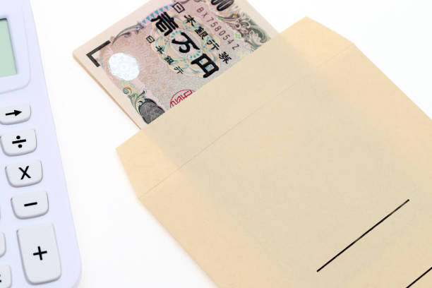 istock Japanese money in salary envelope 836051442