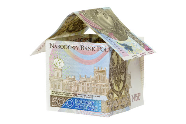 istock Model house made from 500 pln banknotes 836062348