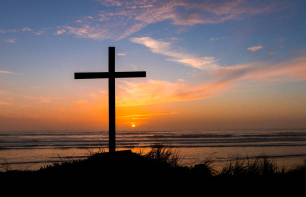 istock Haze Salvation Sunset Cross 836062982