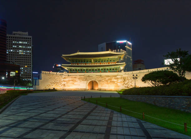 istock Namdaemun Gate in Seoul South Korea 836073668