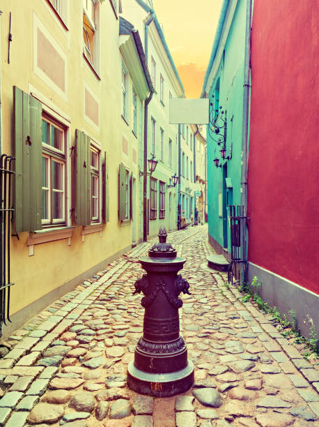 istock Narrow street in old Riga, Latvia 836154288