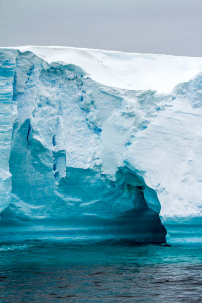 istock Antarctica - Antarctic Peninsula - Tabular Iceberg in Bransfield Strait 836189226