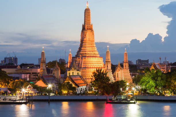 istock Arun temple, Thailand Landmark 836210836