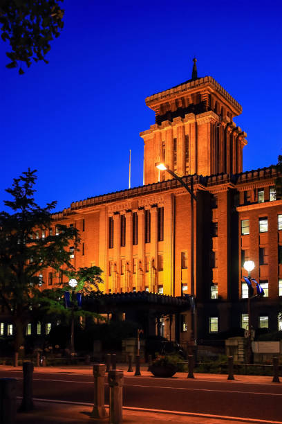 istock Night view with Kanagawa prefectural government building 836212544