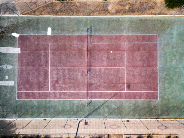 istock Tennis court from above 836258304