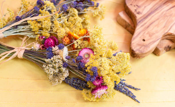 istock bouquet of dried flowers 836258734