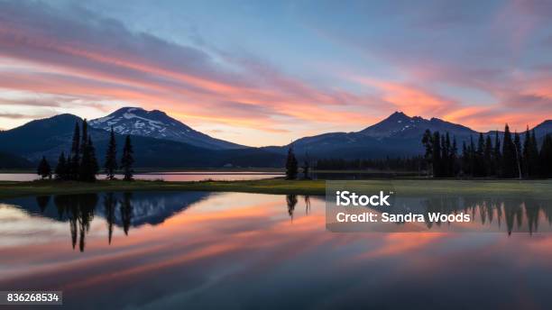 South Sister And Broken Top At Sunset From Sparks Lake Oregon Stock Photo - Download Image Now