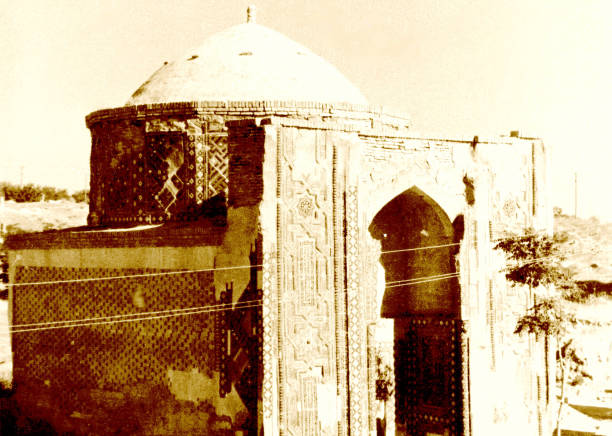 istock Samarkand Shakhi-Zindah Mausoleum 1962 836322272