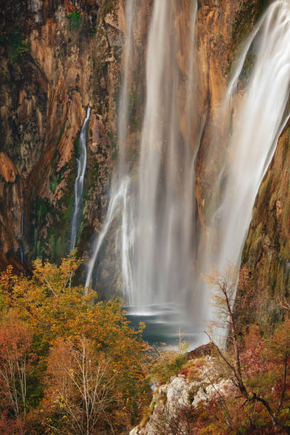istock Plitvice forest lakes and waterfalls in autumn season 836326178