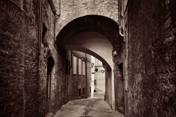 istock Siena street archway 836332964