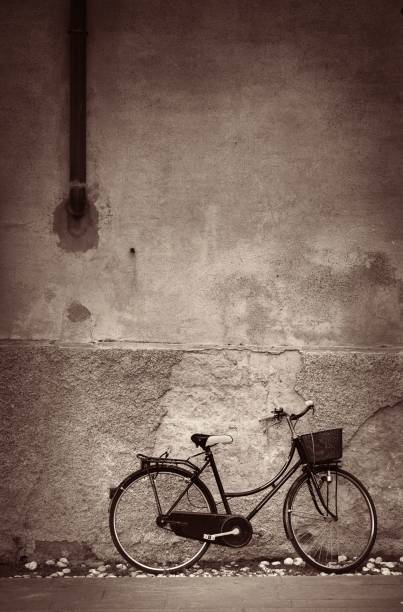 istock Cinque Terre Monterosso bike 836343352