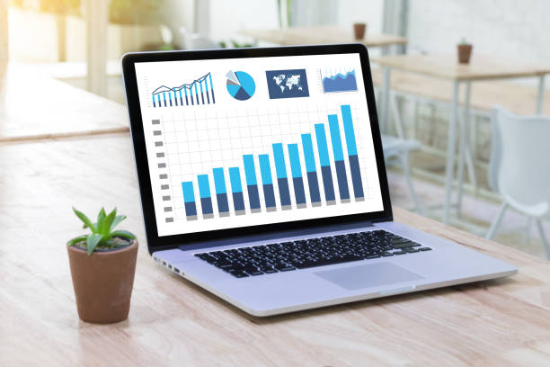 istock Statistics Analysis Business Data Diagram Growth Increase Marketing Concept , digital tablet and graph financial with social network diagram 836406356
