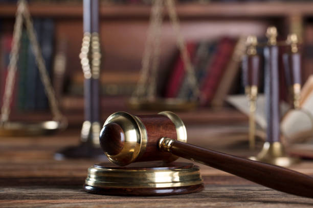istock Lawyer and judge. 836423492