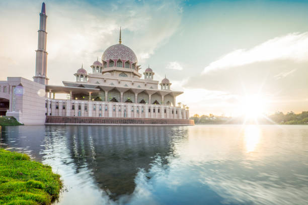 istock Putrajaya Mosque Malaysia 836515920