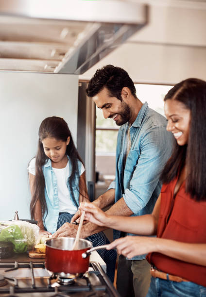 istock Time to cook, time to bond 836523888