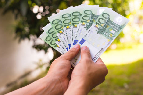istock Euro money bank 836527626