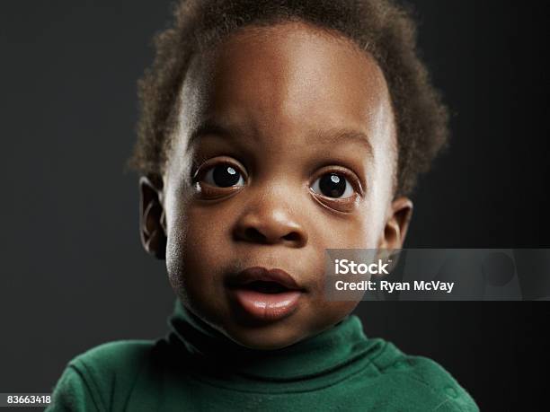 Foto de Retrato De Um Menino De 1 Ano e mais fotos de stock de Retrato - Retrato, Afro-americano, Fundo preto