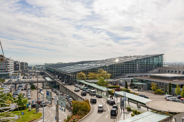 Airport Stuttgart, Germany - Terminal Airport Stuttgart, Terminal 1 + 2, exterior view stuttgart stock pictures, royalty-free photos & images