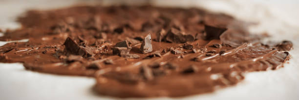 istock Professional confectioner making tasty cake with melted chocolate 836739376