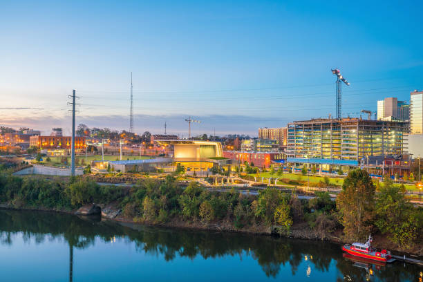 istock Nashville, Tennessee downtown skyline 836871114