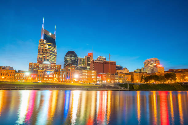 istock Nashville, Tennessee downtown skyline 836871154