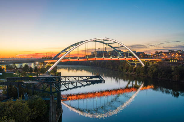 istock Nashville, Tennessee downtown skyline 836871160