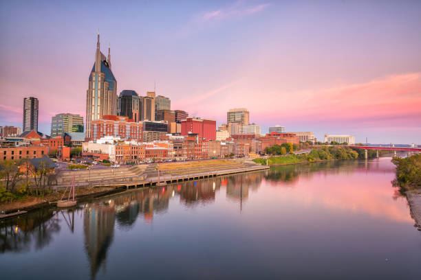 istock Nashville, Tennessee downtown skyline 836871164