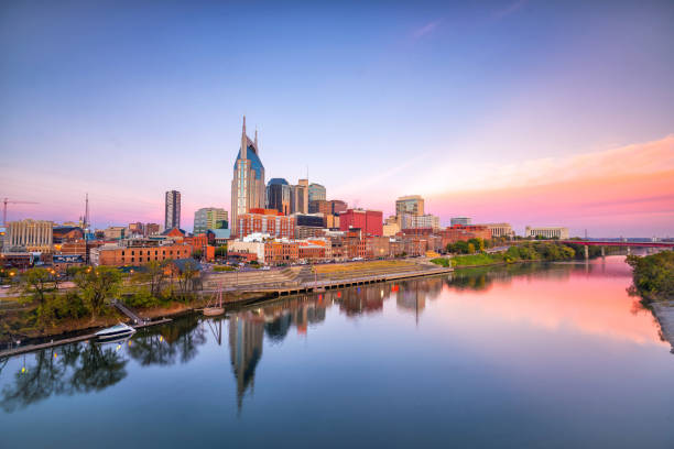 istock Nashville, Tennessee downtown skyline 836871168