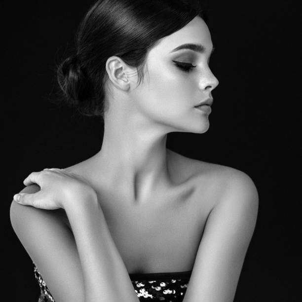 istock Beautiful woman 837432550