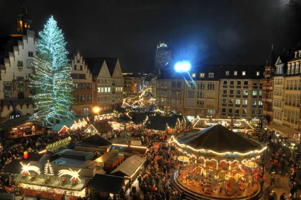 istock Christmas market in Frankfurt, Germany 837515312