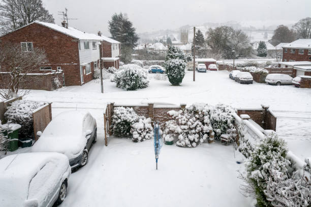 istock Suburban Winter Scene In The UK 838204622