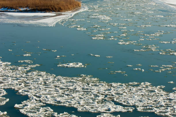 istock winter, winter-tide, winter-time 838223574
