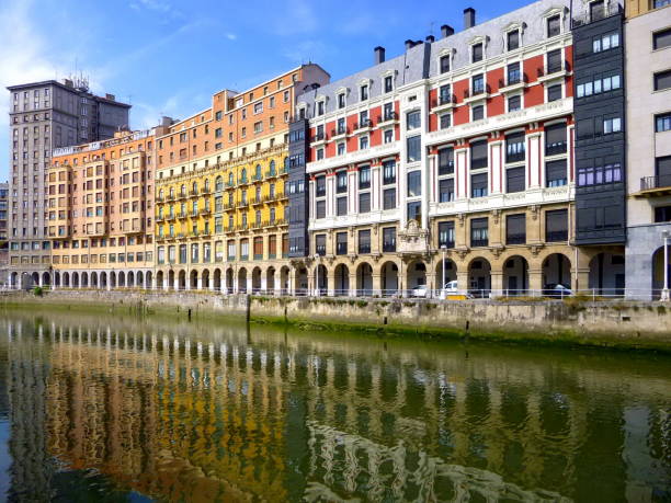 istock Estuary of Bilbao 838310296