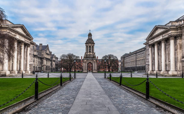 Dublin Ireland Trinity College Ireland's biggest university in Dublin called trinity college dublin republic of ireland stock pictures, royalty-free photos & images