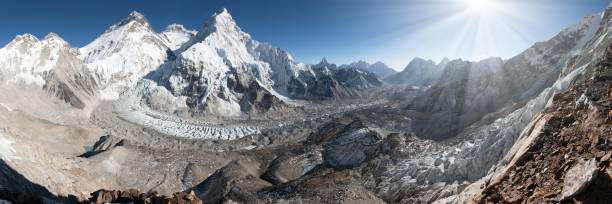 istock mount Everest, Lhotse and Nuptse 838439606