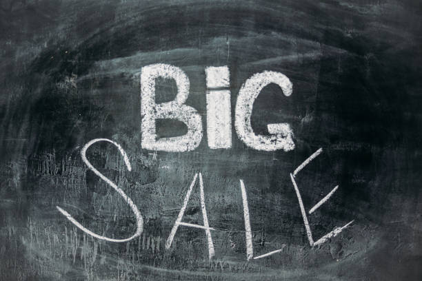 istock lettering of sale 838462312